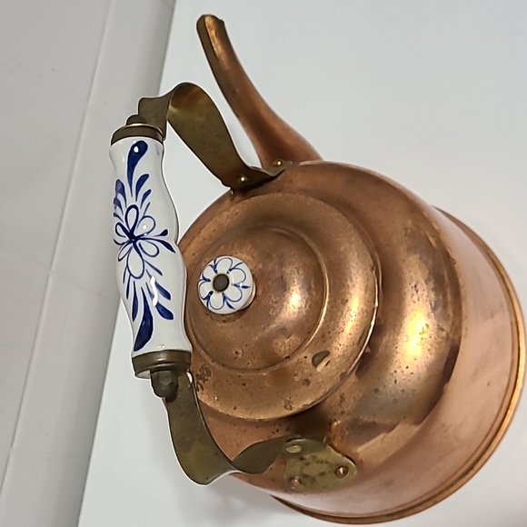 Last chance VINTAGE  GOLD TONE COFFEE POT - Picture 3 of 11